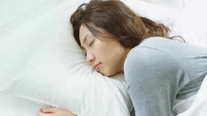 Are Your Pillow Creases a Sign of Aging? Dermatologists Explain How Sleep Habits Impact Skin and How to Prevent Permanent Wrinkles